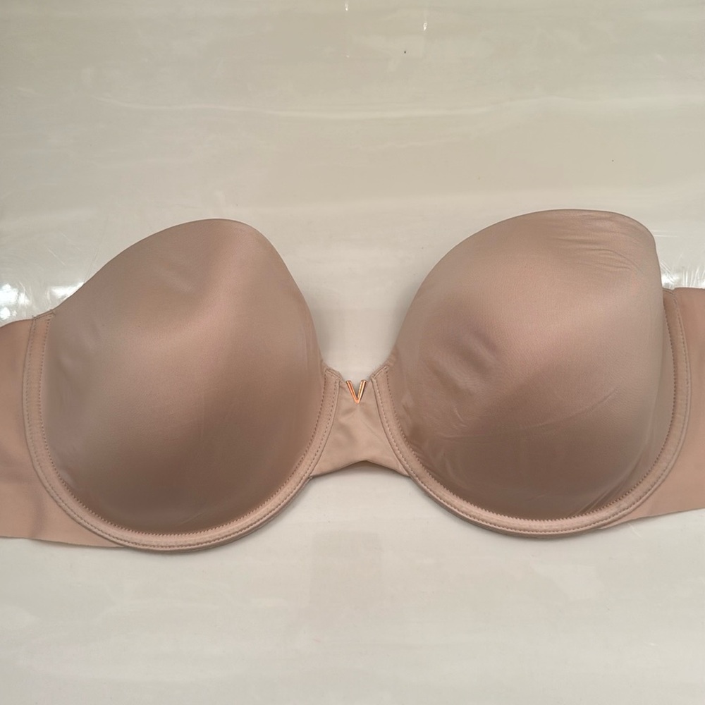 VICTORIAS SECRET strapless bra